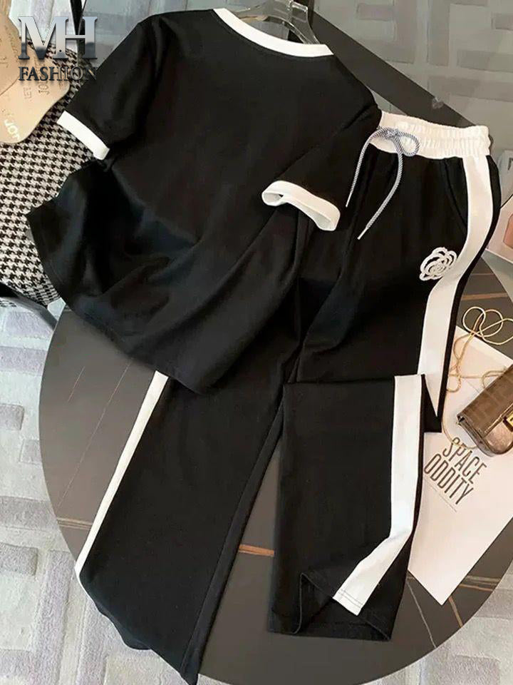 BLACK AND WHITE STRIP DESIGN NIGHTSUIT FABRIC COTTON JARSY